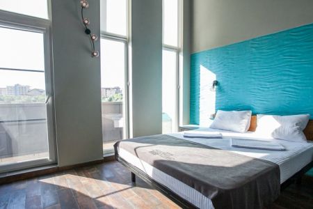 Стандартный 4-местный 2-уровневый (с балконом, 1 этаж)