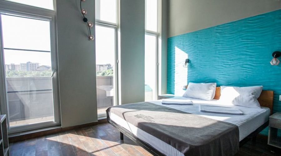 Стандартный 4-местный 2-уровневый (с балконом, 1 этаж)