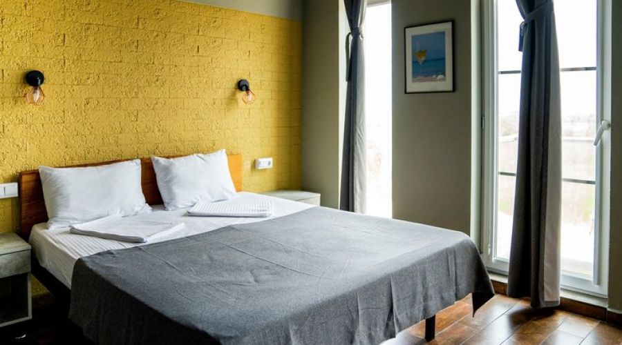 Стандартный 4-местный 2-уровневый (с маленьким балконом, 2 этаж)