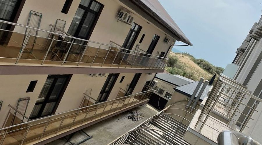 Стандартный 4-местный 2-уровневый (с террасой)